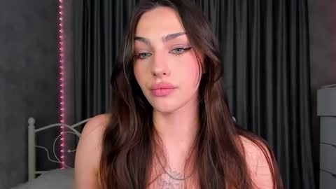 lilflexxy online show from November 23, 2:30 pm