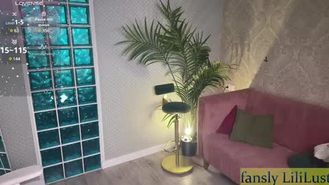 Lili online show from February 24, 9:19 am