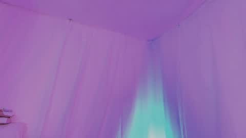 Lili online show from November 8, 4:56 pm