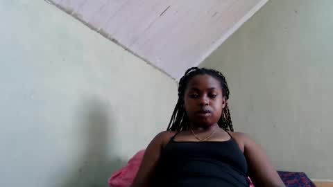 liliah online show from February 12, 7:34 am