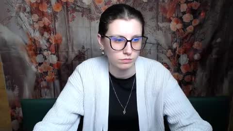 lilianashine online show from February 17, 12:04 pm