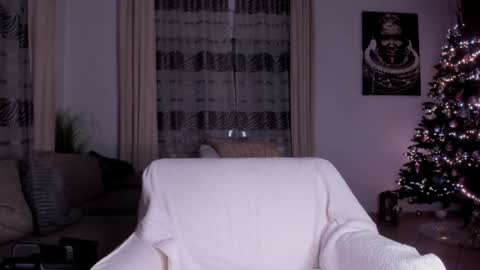 Lilian online show from December 24, 9:44 pm