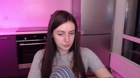 Lilu online show from March 24, 12:05 am