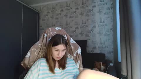 liliawoolf online show from March 3, 8:53 am