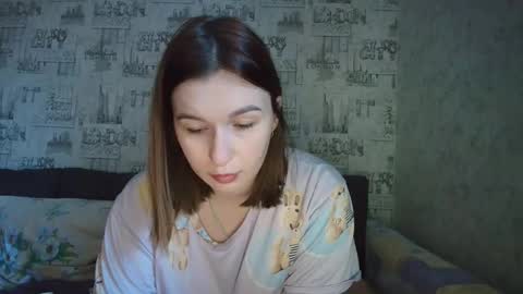 liliawoolf online show from September 28, 11:15 am