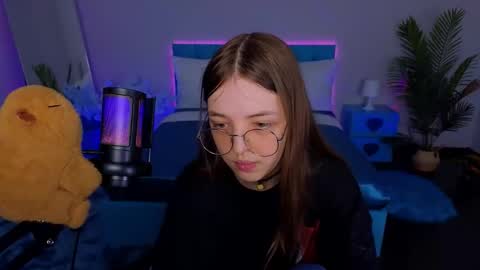 Lili Bakery online show from September 13, 3:25 am