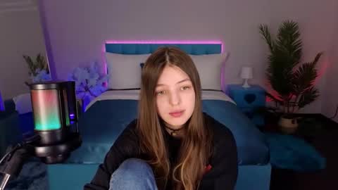 Lili Bakery online show from February 23, 2:01 am