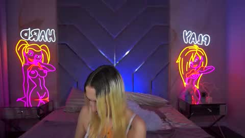 lilielfie online show from November 30, 10:36 pm