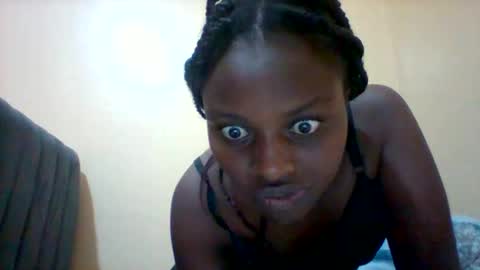 liligal online show from May 15, 4:38 am