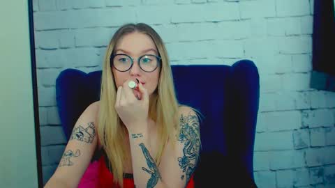 LiliiaSugar online show from January 15, 9:30 pm