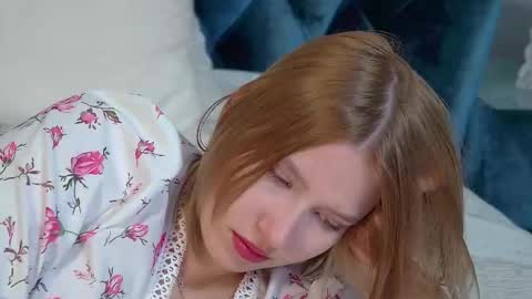 LiliLinn online show from September 13, 4:53 am