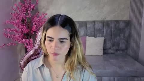 Lilith  online show from October 15, 8:33 pm