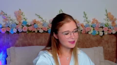 Lilith Bonheur online show from March 26, 2:08 pm