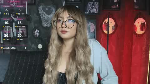 lilith_hex_ online show from April 14, 2:28 pm