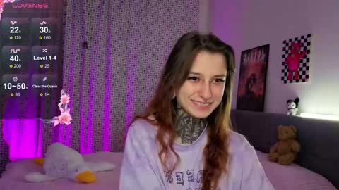 lilith_poison online show from October 17, 6:33 pm