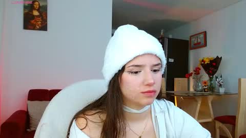 Abril  online show from December 16, 1:17 pm