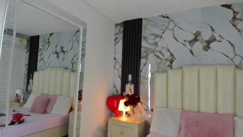 Lilith  online show from March 3, 4:00 am