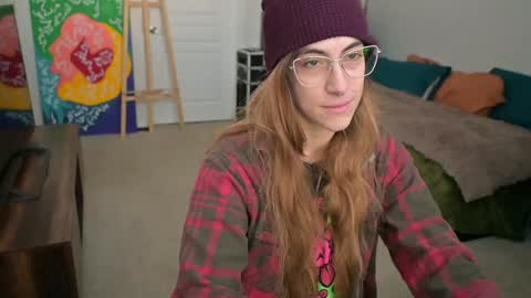 L online show from January 15, 4:54 pm