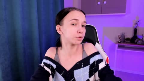 lilithstrangfor online show from December 17, 4:45 am