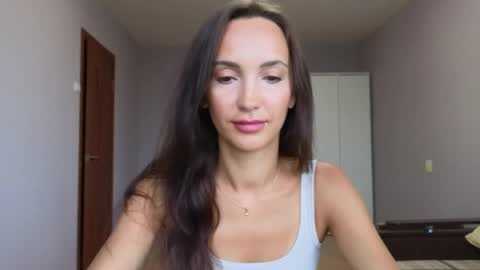 Lillian online show from April 9, 7:36 am