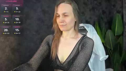 lillian_white1 online show from March 23, 1:01 am