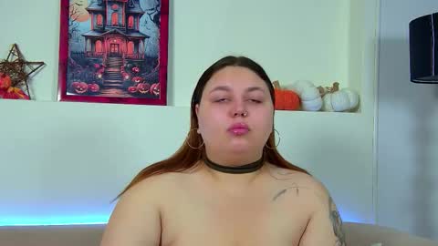 LillianHaig online show from October 27, 6:42 am