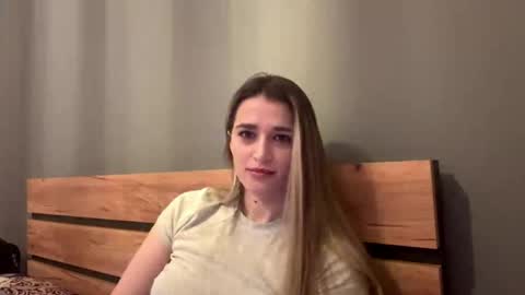 lillianleroy online show from March 24, 9:14 am