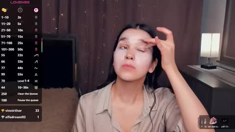 Celina Lillie online show from February 8, 1:48 pm