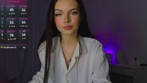 Lilia online show from May 22, 6:39 pm