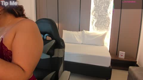 L I L L Y online show from September 13, 12:35 pm