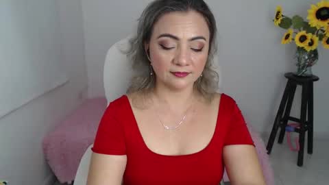 Lilly online show from November 17, 1:23 pm