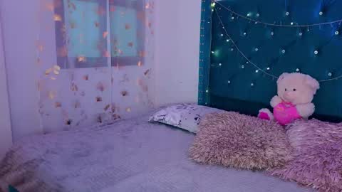 Lilly Peach online show from September 21, 5:17 am