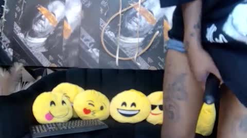 lilmissbaddiexxx online show from March 11, 6:21 pm