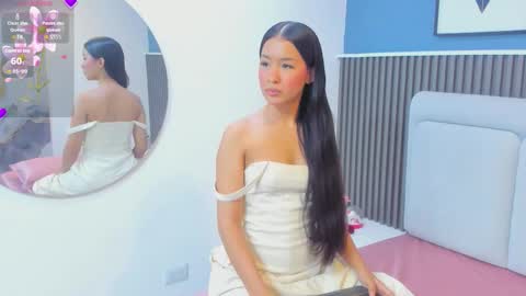  lily  online show from March 23, 8:31 am