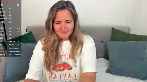 Lily online show from July 2, 3:23 am
