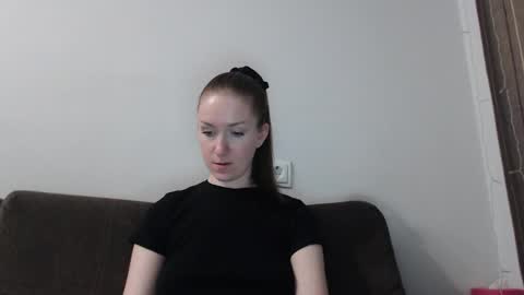 lily_love_x online show from March 27, 10:21 pm