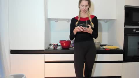  and more  - for fans and creators online show from October 9, 7:07 pm