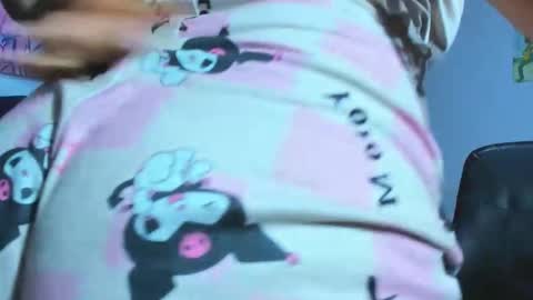 lily_stone04 online show from April 8, 7:21 am