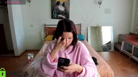 Hi Im Lily online show from April 23, 8:11 am