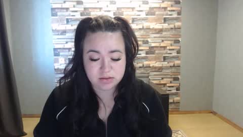 busty princess online show from April 25, 7:00 am