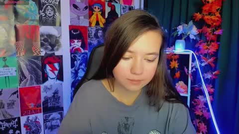 Lina online show from December 13, 2:10 am