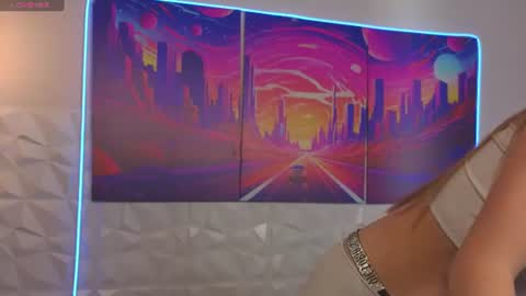 lina_massey online show from June 19, 12:26 am