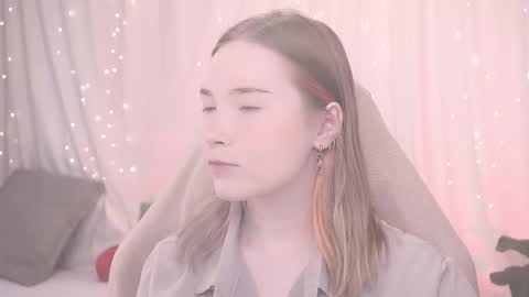 Lina online show from November 5, 5:01 am