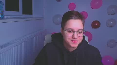 Linda online show from February 12, 8:38 am