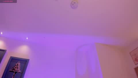 Lindsey Moss online show from January 14, 3:43 am