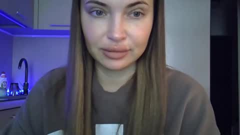 Anna online show from April 14, 12:05 pm