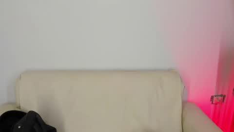 Liorah wolf online show from April 15, 7:58 pm