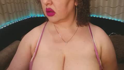 LIpsAddiction online show from April 11, 2:21 pm