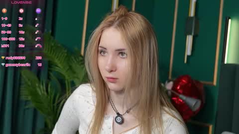 lirakink online show from February 12, 4:14 am