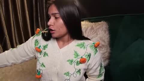 Lire online show from December 27, 5:09 am